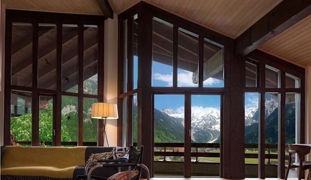 Beautiful apartment for 6 people with pool, WIFI, TV and balcony