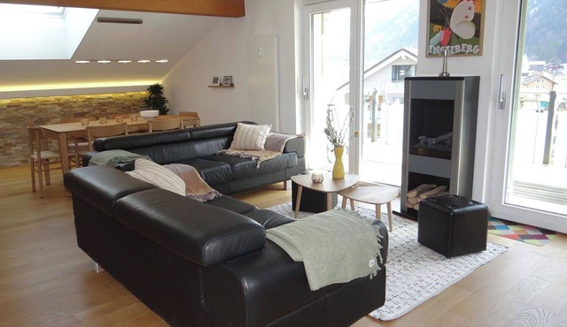 Beautiful apartment for 6 guests with WIFI, TV and balcony