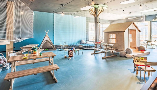 Beautiful apartment for 8 people with WIFI, TV, balcony and pets allowed