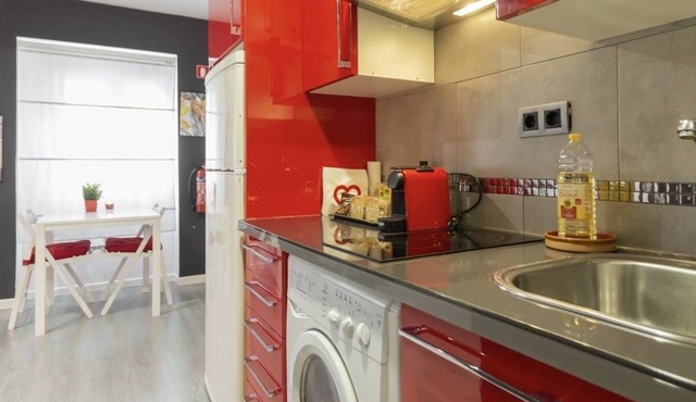Beautiful apartment 12 minutes from downtown!
