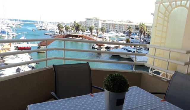 BEAUTIFUL APARTMENT BEAUTIFUL VIEW AND SEA PORT