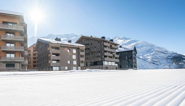 Beautiful apartment for 5 guests with WIFI, TV and parking