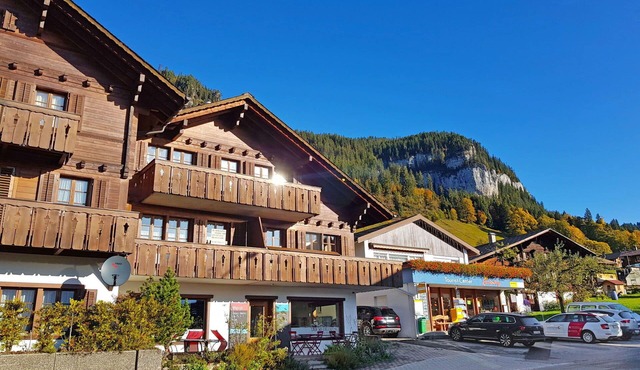 Beautiful apartment for 6 people with WIFI, TV, balcony, pets allowed and panoramic view