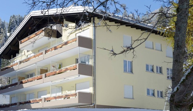 Beautiful apartment for 4 people with TV, balcony, pets allowed and parking