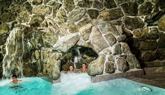 Beautiful apartment for 7 people with WIFI, TV, terrace, pets allowed and parking