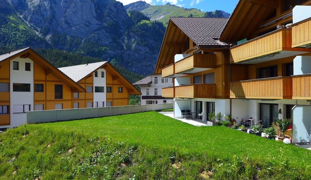 Beautiful apartment for 4 people with WIFI, TV, balcony and parking