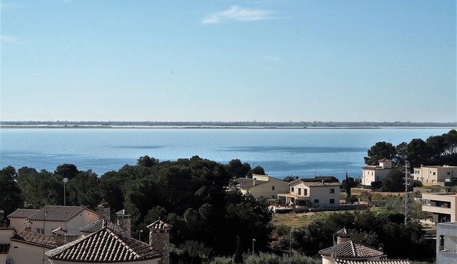 Beautiful apartment with sea views, 5 min walk to the beach. Cap roig