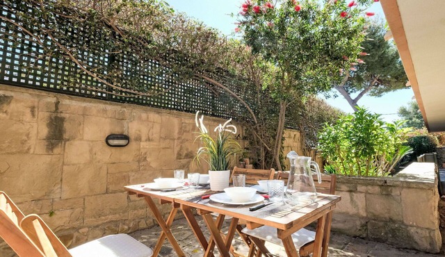 Beautiful apartment for 6 people with WIFI, pool, TV and terrace
