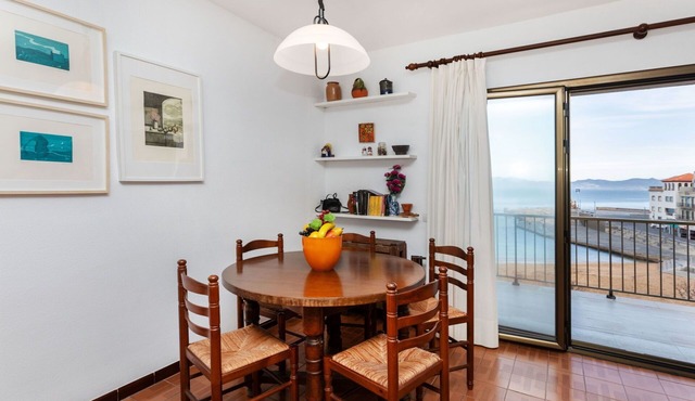 Beautiful apartment for 6 people with WIFI, TV and balcony