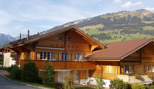 Beautiful apartment for 6 guests with WIFI, TV and balcony