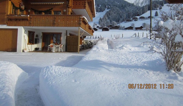 Beautiful apartment for 4 guests with WIFI, TV, balcony and parking