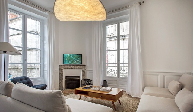 Beautiful apartment with parking historic center