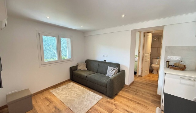 Beautiful apartment in the heart of nature with garden