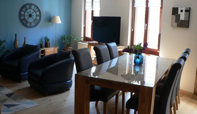 Beautiful apartment in the heart of the medieval city with private parking and garage