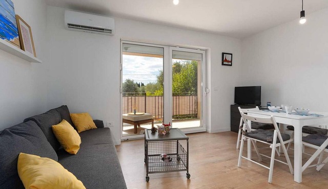 Beautiful apartment in Tar-Vabriga