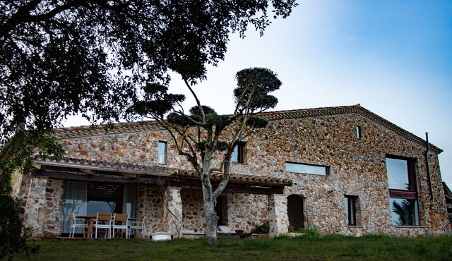 Beautiful apartment in country house in the middle of nature