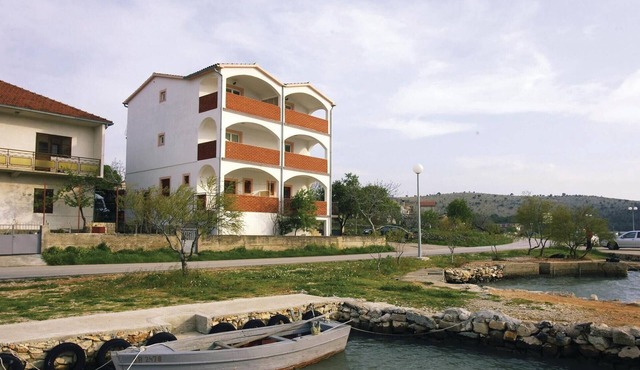 Beautiful apartment in Jadrtovac