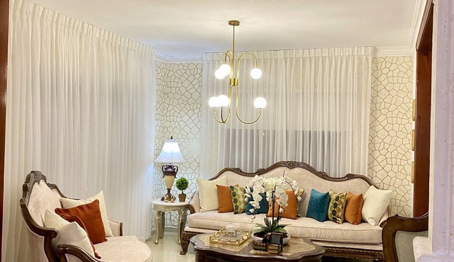 Beautiful apartment in La Vega, overlooking the mountains.