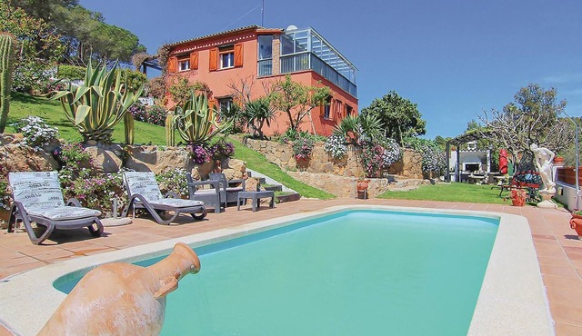 Beautiful apartment in Palamós
