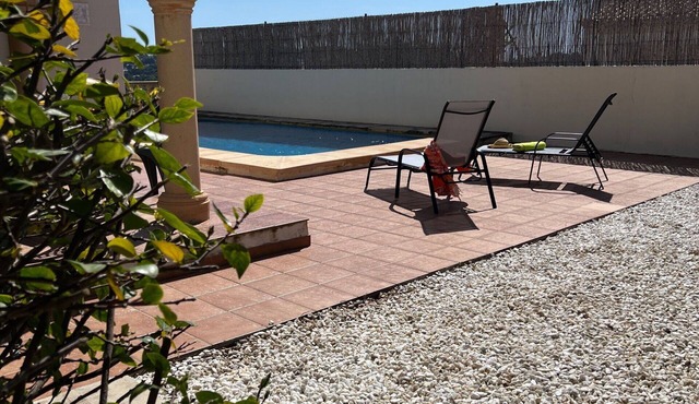 Beautiful apartment in villa for 4 guests with private pool, A/C, WIFI, TV, terrace and pets all.