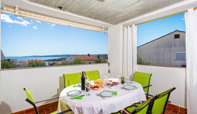 Beautiful apartment in Krk with WiFi