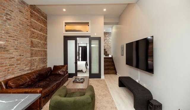Beautiful apartment in LES
