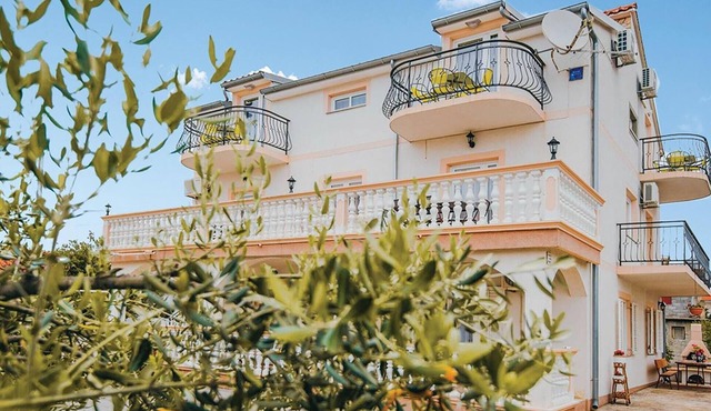 Beautiful apartment in Vodice with WiFi