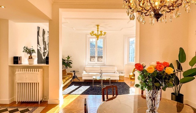 Beautiful Apartment: Luminous and Serene in the Heart of Historic Como