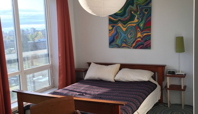 Beautiful Apartment near 17th Avenue