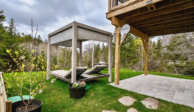 Beautiful Apartment on Peggys Cove Rd in Seabright