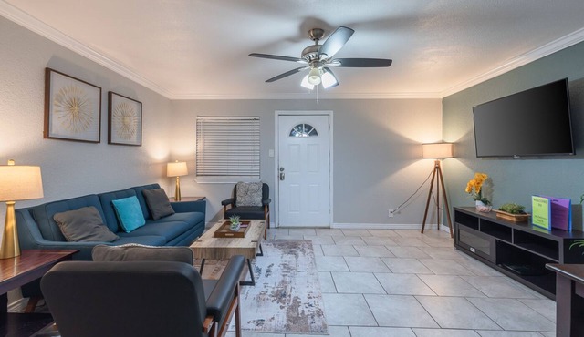 Beautiful Apartment at The Botanical Gardens #1