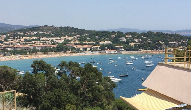 Beautiful apartment with large terrace and spectacular views of Sant Pol bay