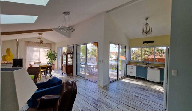 Beautiful architect-designed villa 30 m from the beach ☀️