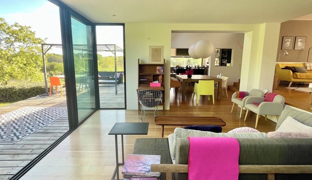 Beautiful architect-designed house in Larmor-Plage.