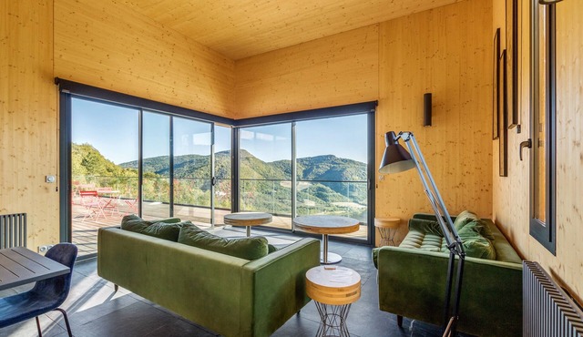 Beautiful architect-designed house set in 200 ha of woods and lavender fields