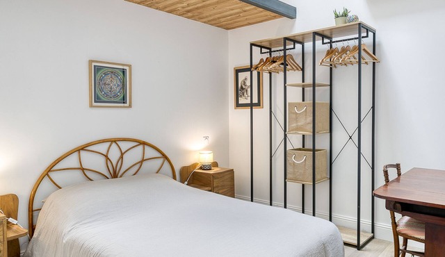 Beautiful artist's duplex in the historic center