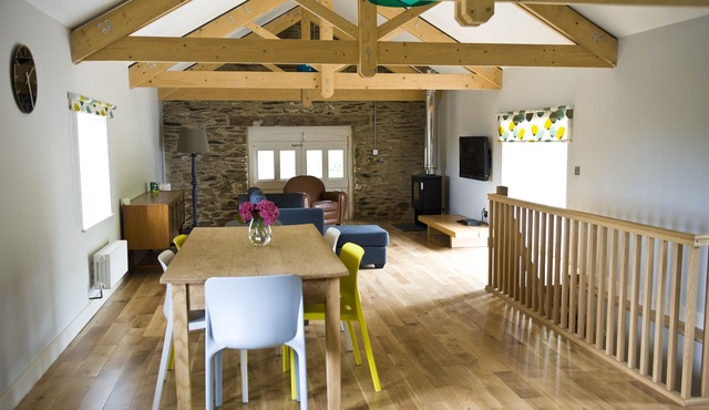 Beautiful barn conversion, close to Mevagissey, Portmellon and the SW Coast path