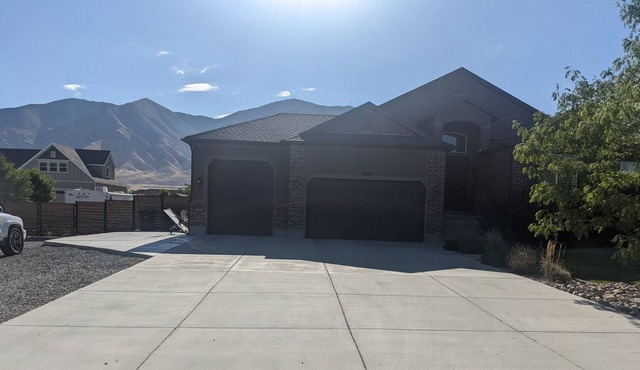 Beautiful basement apartment with separate entrance