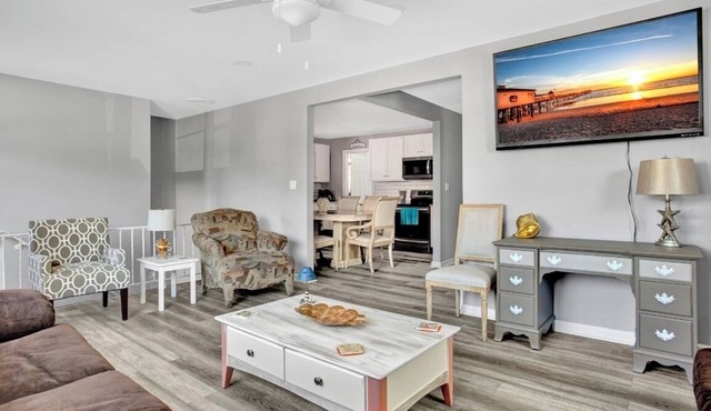 🏖 Beautiful Bay View Condo “Close To Beach” 🏖
