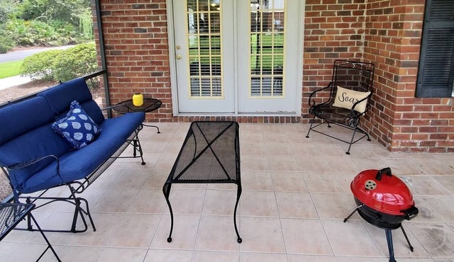 Beautiful Beach Accent Condo