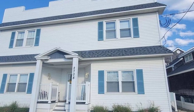 Beautiful Beach Block Condo