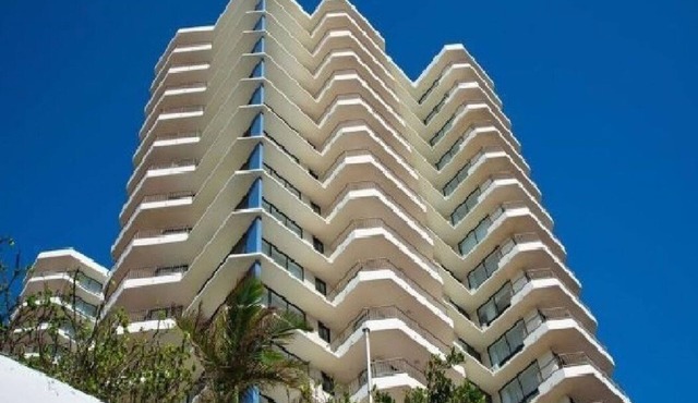 Beautiful Beach Front Apart. sleep six available Dec.27h 2025 - Jan.10th 2026.