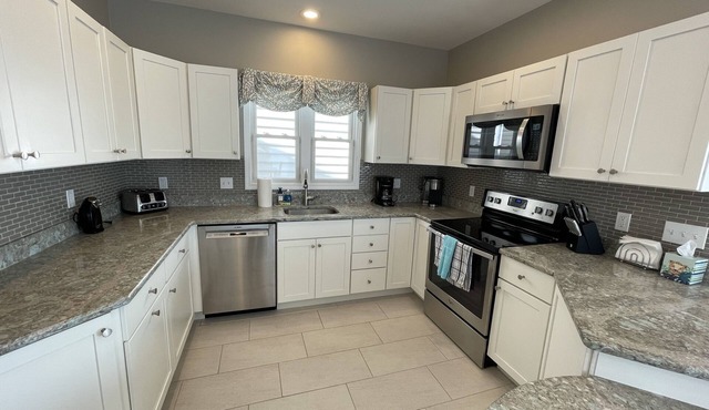 Beautiful Beach Front - 3 BR 3 Bath