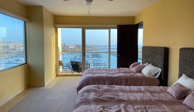 Beautiful Beach FRONT CONDOMINIUM with the most amazing views of the ocean