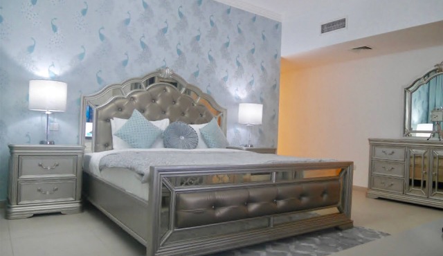 Beautiful-Beach-Front-Ocean- 4-BR- Spacious -Apartment On JBR Walk
