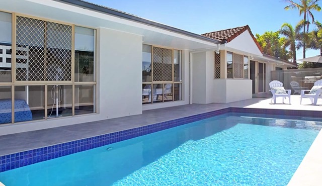 Beautiful Beach House in the Heart of Town