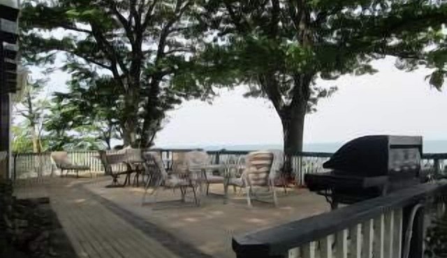 Beautiful Beach Home with Stunning Views Family Friendly