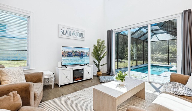 Beautiful Beach House w/Private Pool & Lanai + BBQ Grills | Pet‑Friendly 🌴