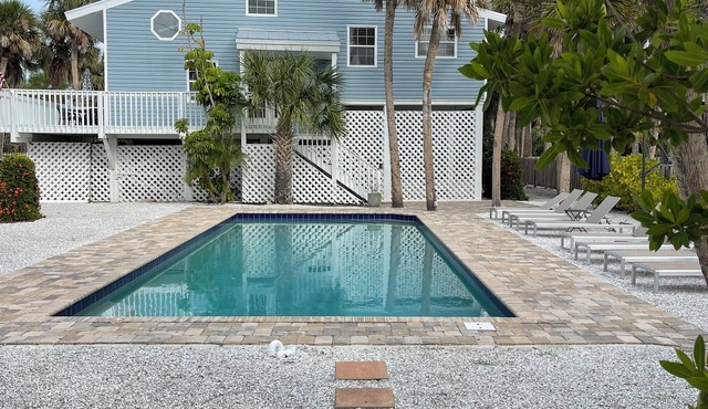 Beautiful Beach House with large pool