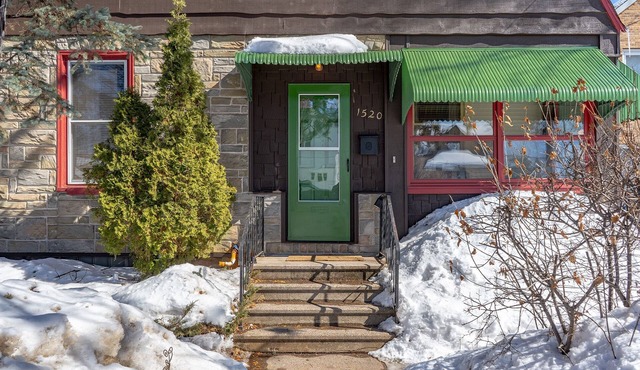 Beautiful Beach House & Cottage on Park Point, Short Beach Walk To Canal Park